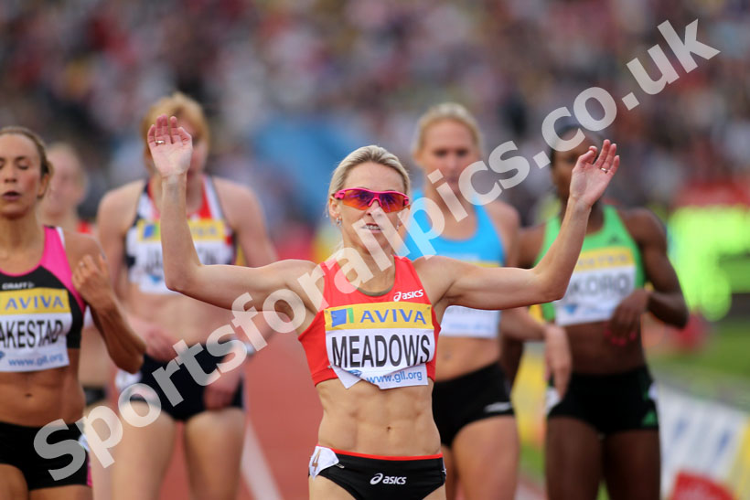 Jenny Meadows wins 800 metres, 2011 Aviva London Grand Prix